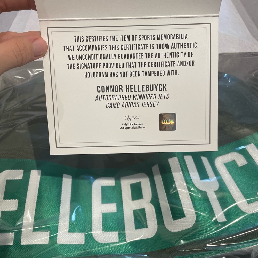 Hellebuyck NHL Jersey